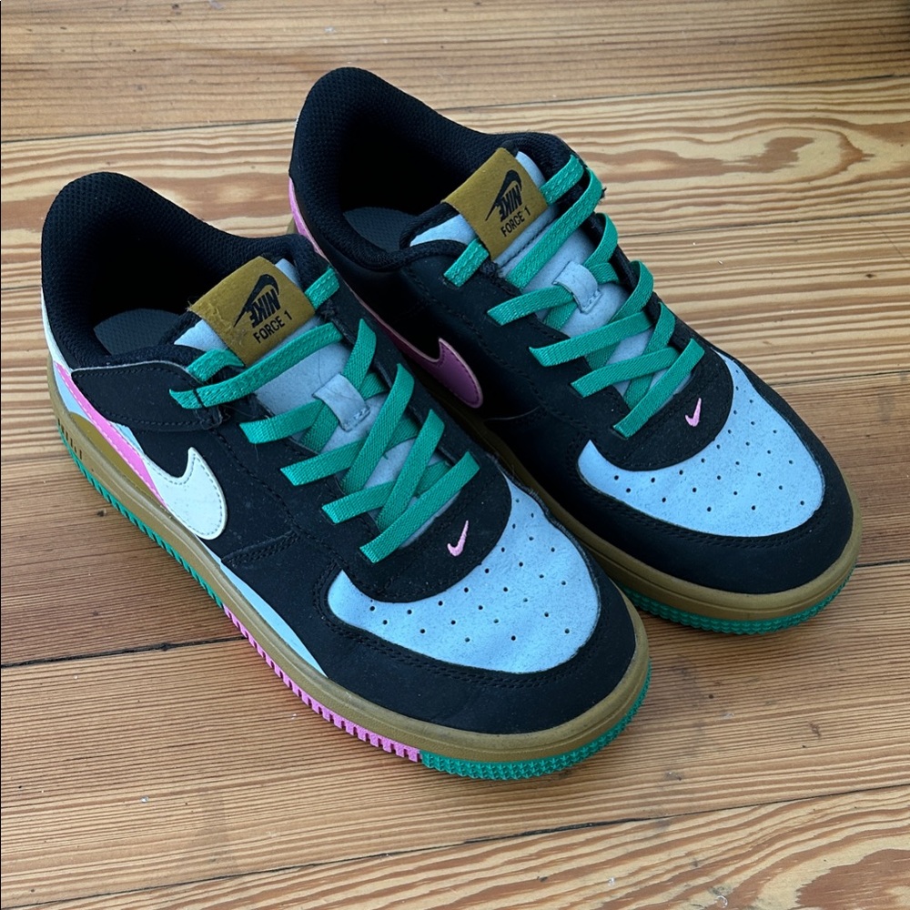 Nike Kids Force 1 EasyOn Black, Pink, and Teal Sneakers
